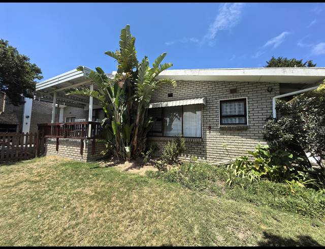 5 BEDROOM HOUSE FOR SALE IN FRAAIUITSIG